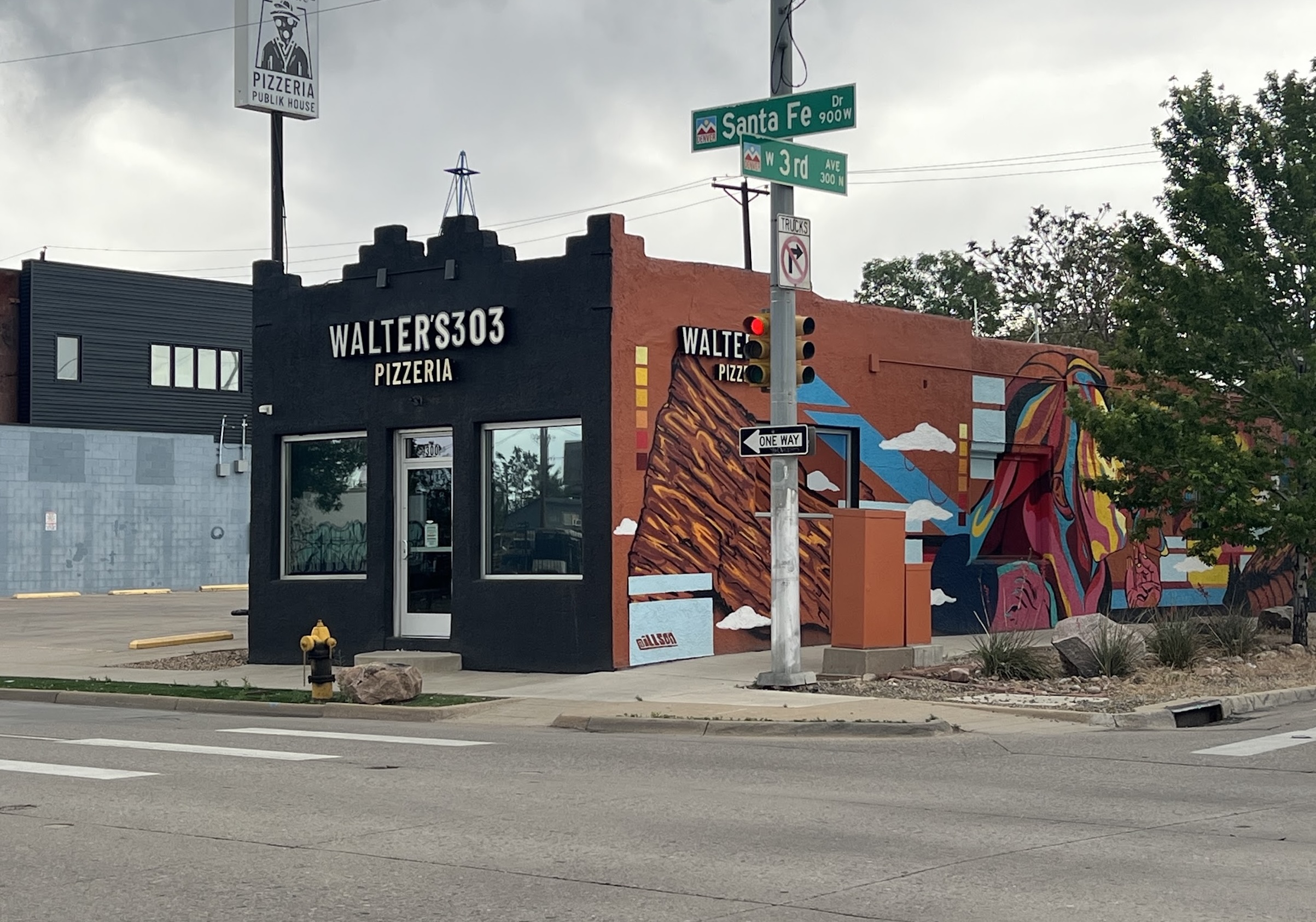 Santa Fe & 3rd, Walters today